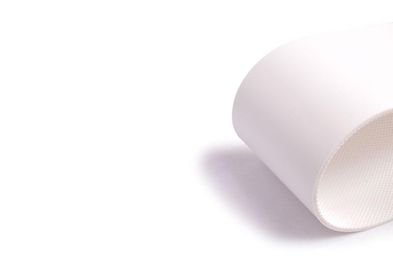 correia sanitária de duas lonas em PVC branco com cobertura dupla face